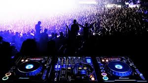 DJ at a corporate party in Delhi Noida and Gurugram